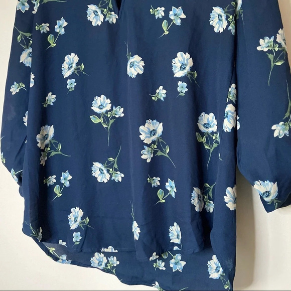 ANTHROPOLOGIE Blouse Long Sleeve Blue Floral Slight Sheer Haute Project - Picture 4 of 10